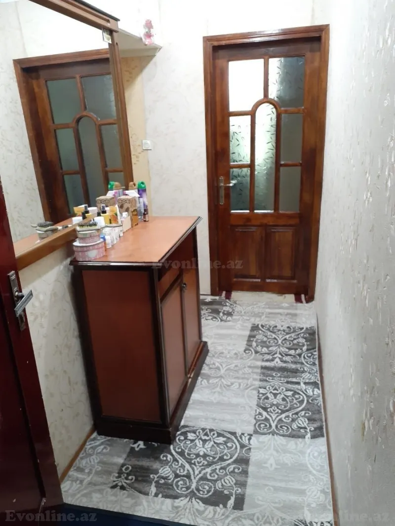2 otaqlı köhnə tikili mənzil satılır — Yeni Günəşli, Bakı - şəkil 9