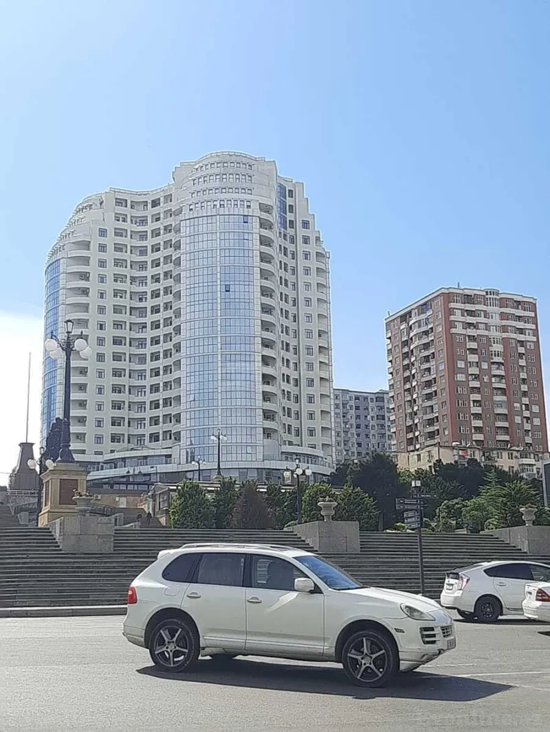 3 otaqlı yeni tikili mənzil satılır — Elmlər Akademiyası m., Bakı - şəkil 2