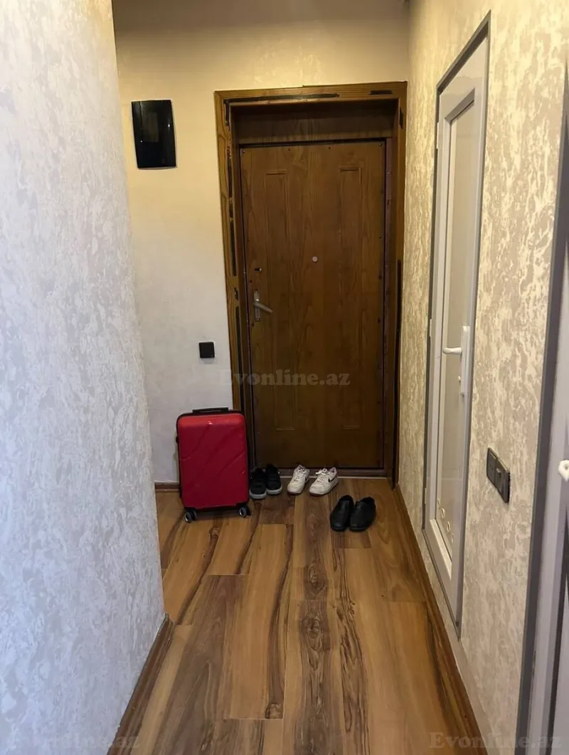 2 otaqlı köhnə tikili mənzil kirayə verilir — Qara Qarayev m., Bakı - şəkil 6