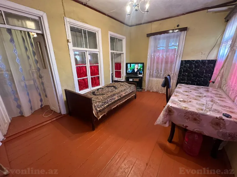 4 otaqlı Həyət evi 240 m² Maştağa Satılır