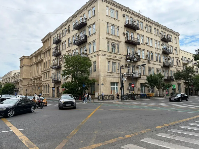 1 otaqlı Mənzil 38 m² 28 May m. Satılır
