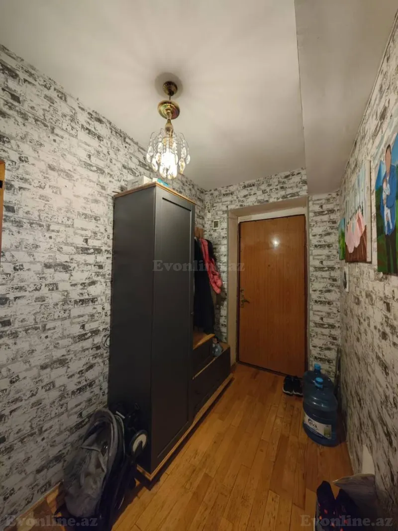 3 otaqlı köhnə tikili mənzil satılır — Qaraçuxur, Bakı - şəkil 3