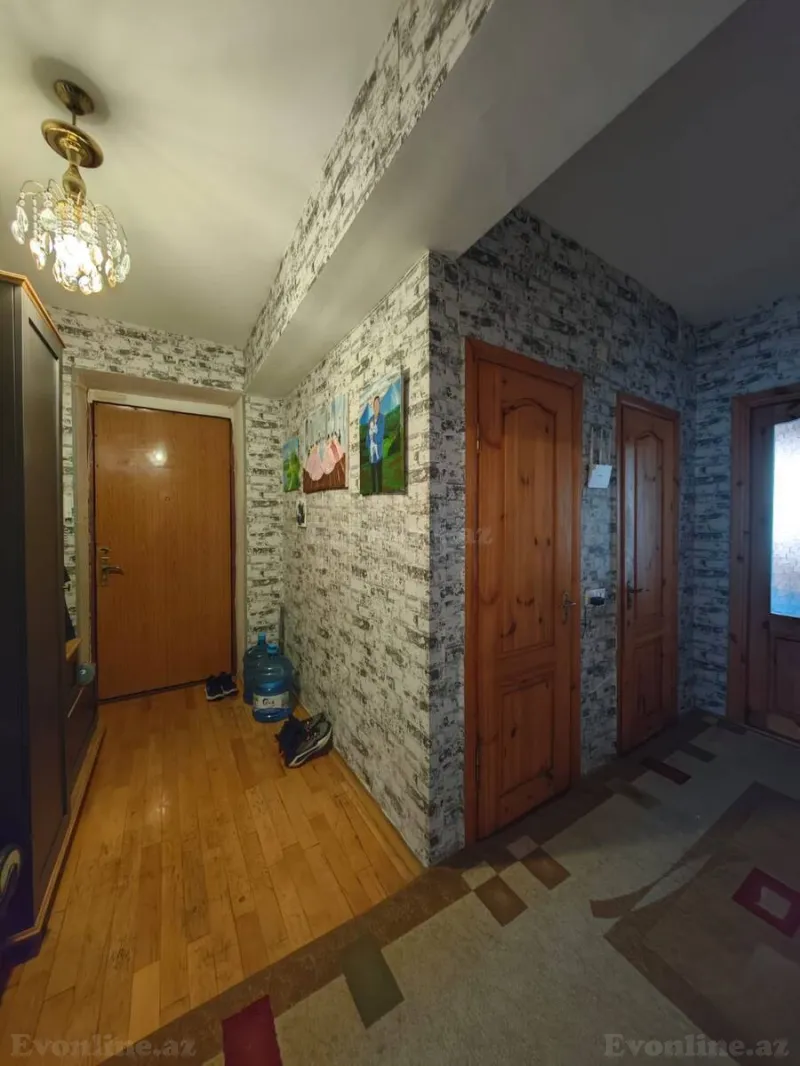 3 otaqlı köhnə tikili mənzil satılır — Qaraçuxur, Bakı - şəkil 4