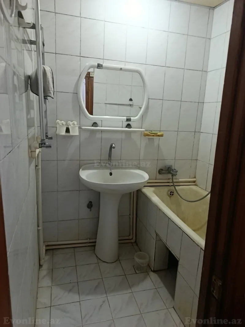 3 otaqlı köhnə tikili mənzil kirayə verilir — Həzi Aslanov m., Bakı - şəkil 10