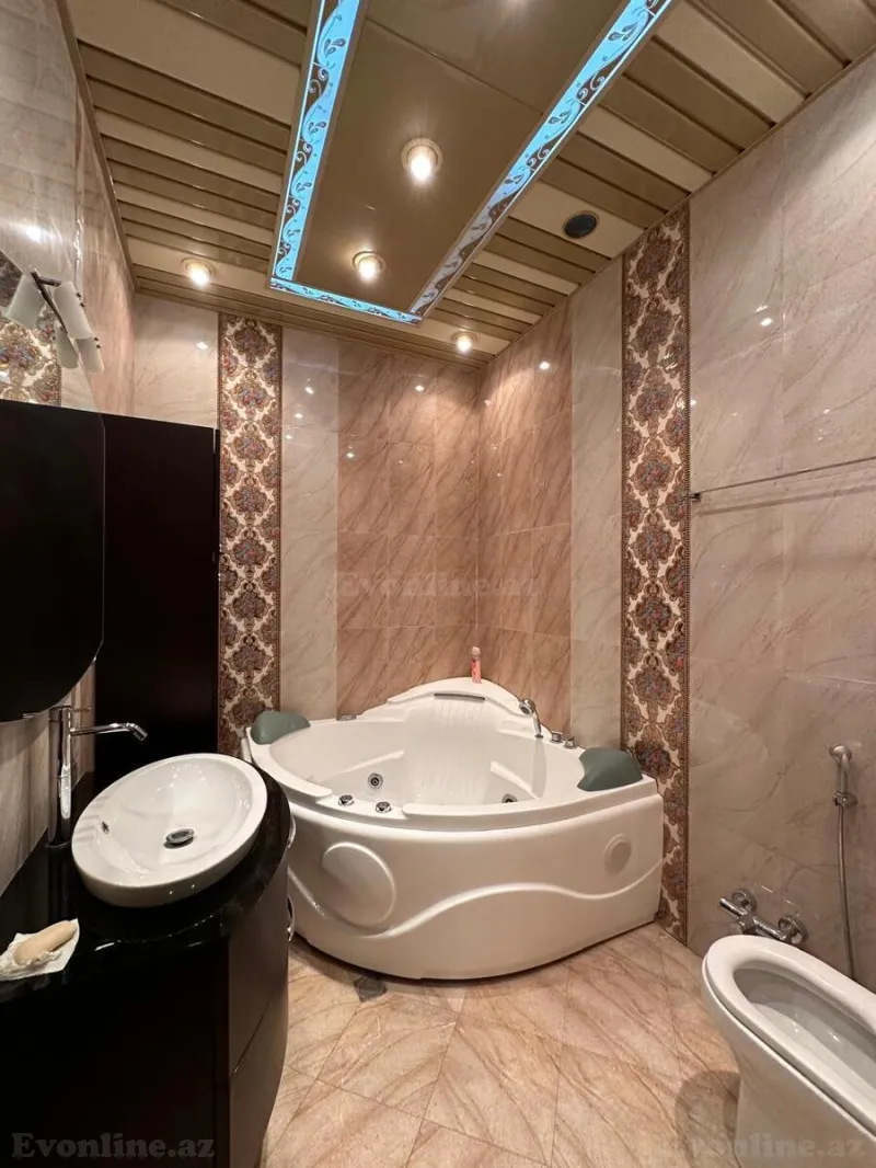 7 otaqlı həyət evi satılır — 6-cı mikrorayon, Bakı - şəkil 16