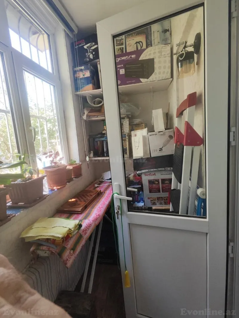 2 otaqlı köhnə tikili mənzil satılır — Bakıxanov, Bakı - şəkil 12