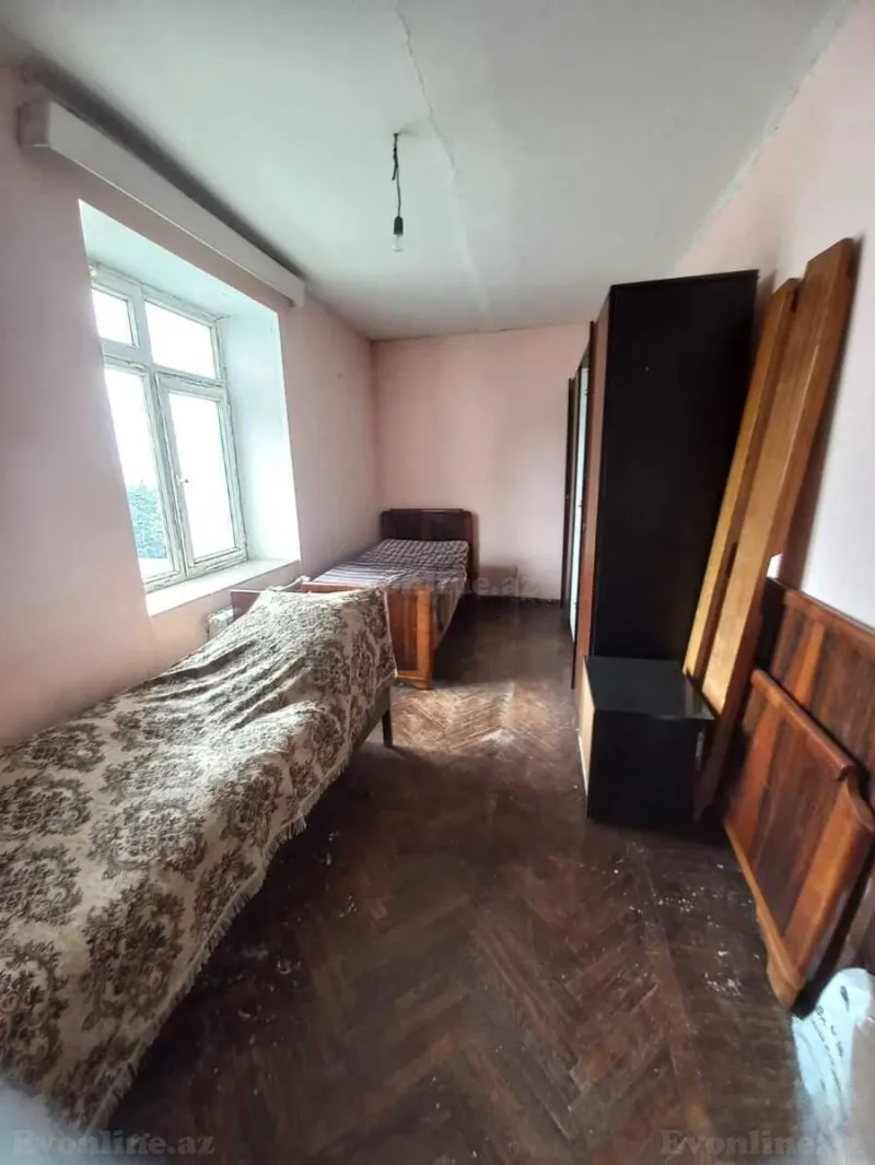 2 otaqlı köhnə tikili mənzil satılır — Yeni Yasamal, Bakı - şəkil 4