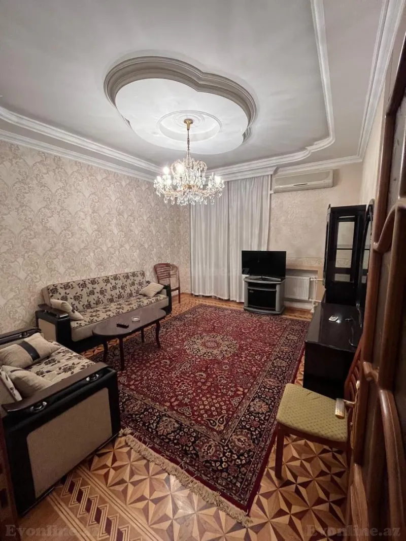 3 otaqlı Mənzil 80 m² Sahil m. Kirayə verilir