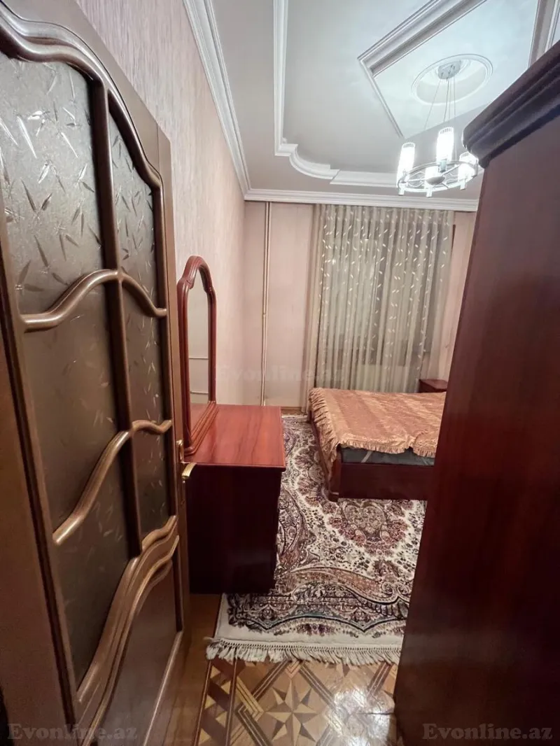 3 otaqlı köhnə tikili mənzil kirayə verilir — Sahil m., Bakı - şəkil 3