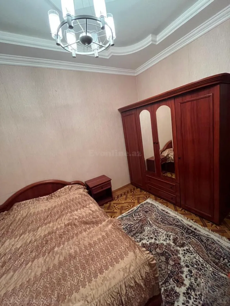 3 otaqlı köhnə tikili mənzil kirayə verilir — Sahil m., Bakı - şəkil 4