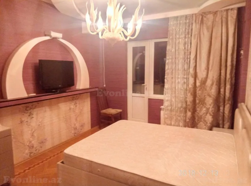 3 otaqlı köhnə tikili mənzil satılır — 8-ci mikrorayon, Bakı - şəkil 4