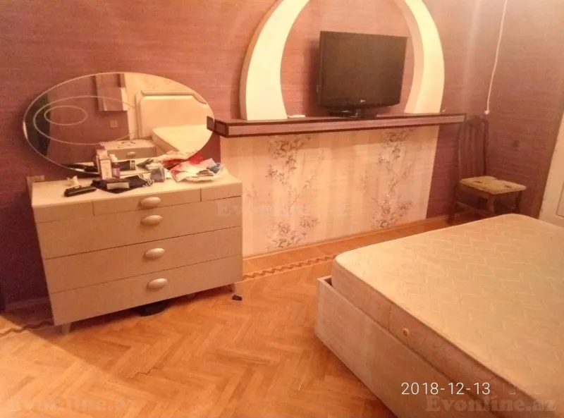 3 otaqlı köhnə tikili mənzil satılır — 8-ci mikrorayon, Bakı - şəkil 11
