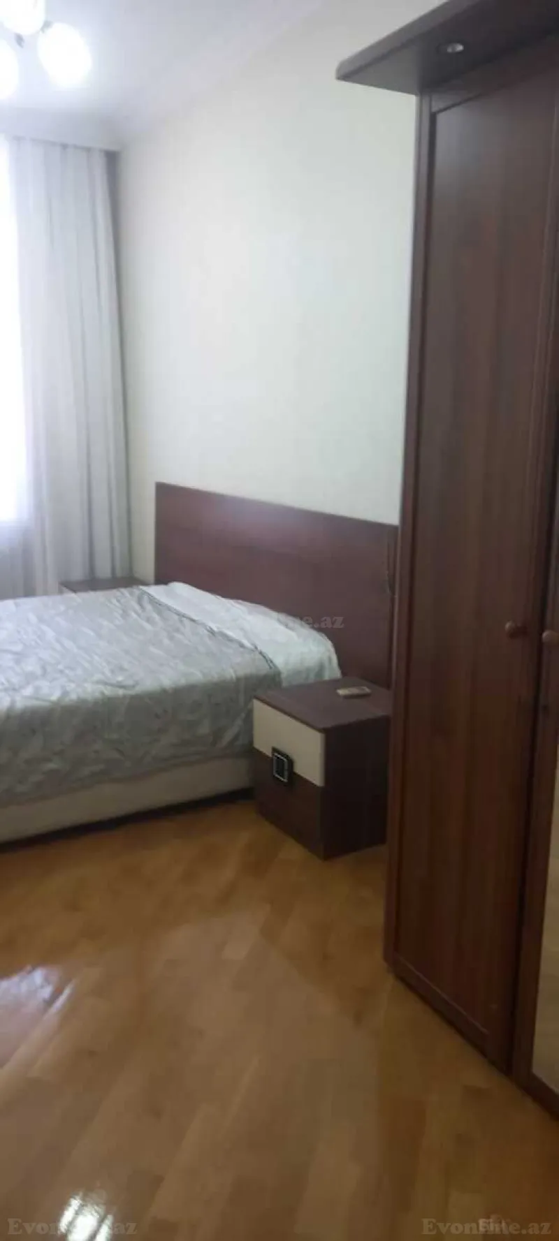2 otaqlı köhnə tikili mənzil kirayə verilir — Sahil m., Bakı - şəkil 2