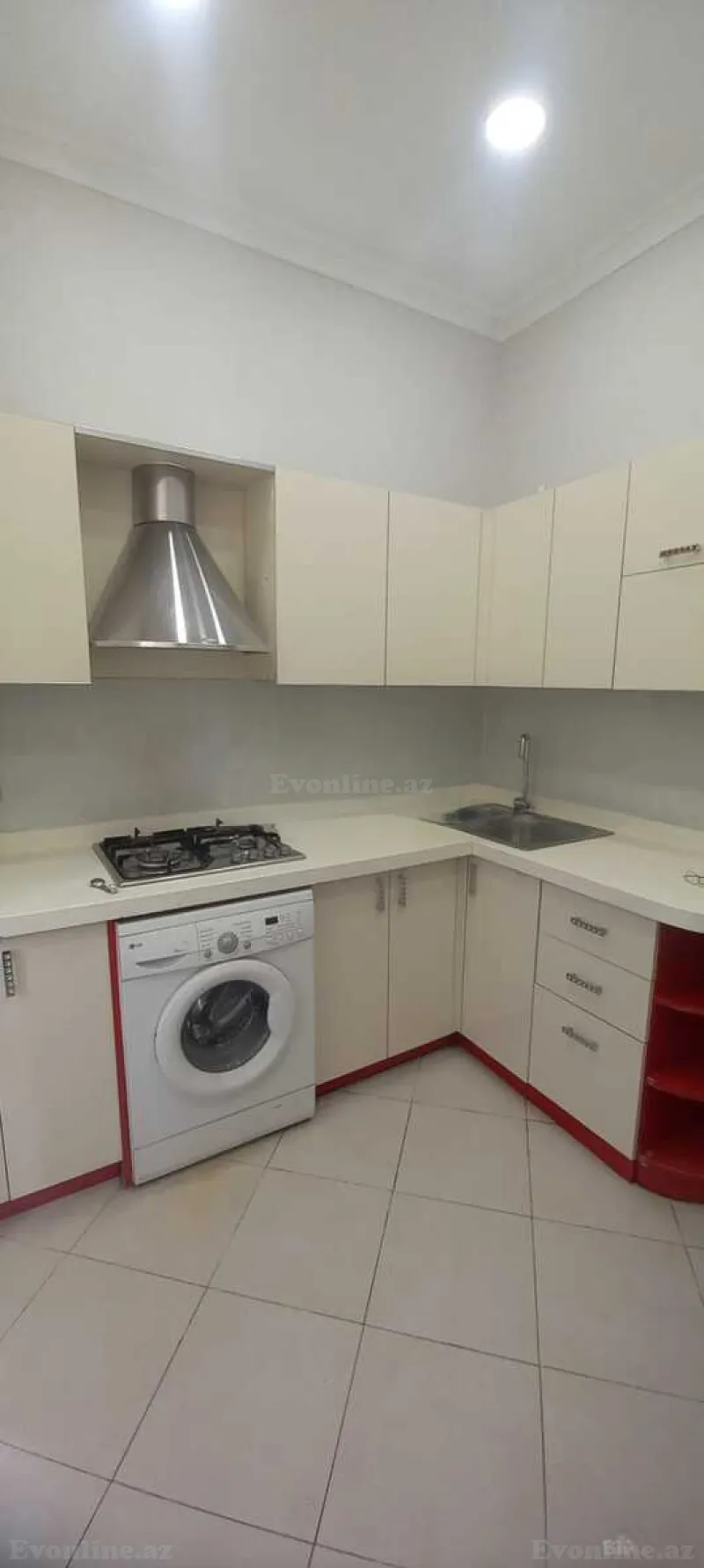 2 otaqlı köhnə tikili mənzil kirayə verilir — Sahil m., Bakı - şəkil 5
