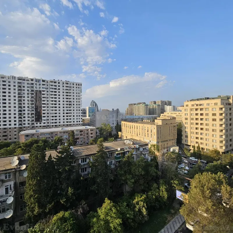 2 otaqlı köhnə tikili mənzil satılır — Nəsimi r., Bakı - şəkil 12