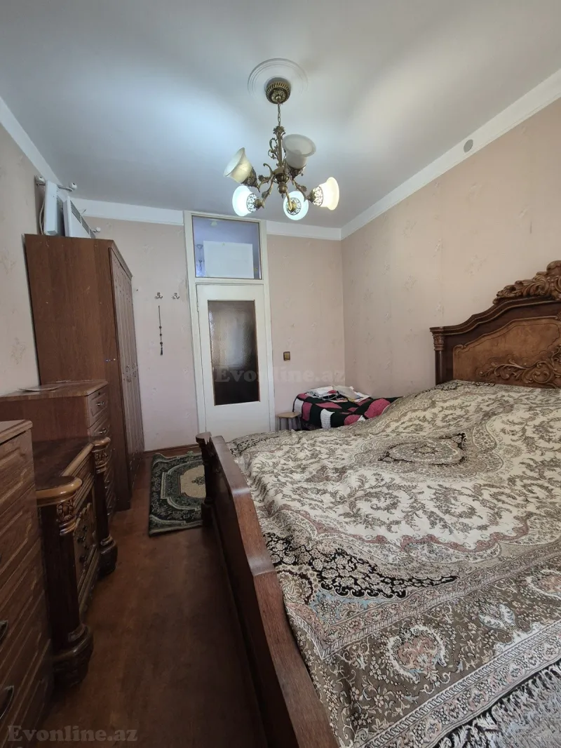 2 otaqlı köhnə tikili mənzil satılır — Yeni Yasamal, Bakı - şəkil 5