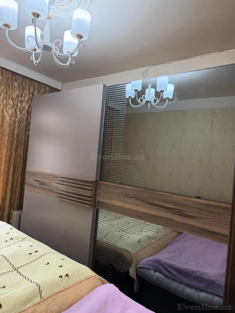 2 otaqlı köhnə tikili mənzil satılır — Xətai r., Bakı