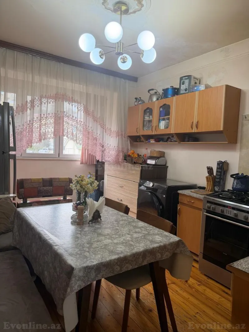 2 otaqlı köhnə tikili mənzil satılır — Xətai r., Bakı - şəkil 6