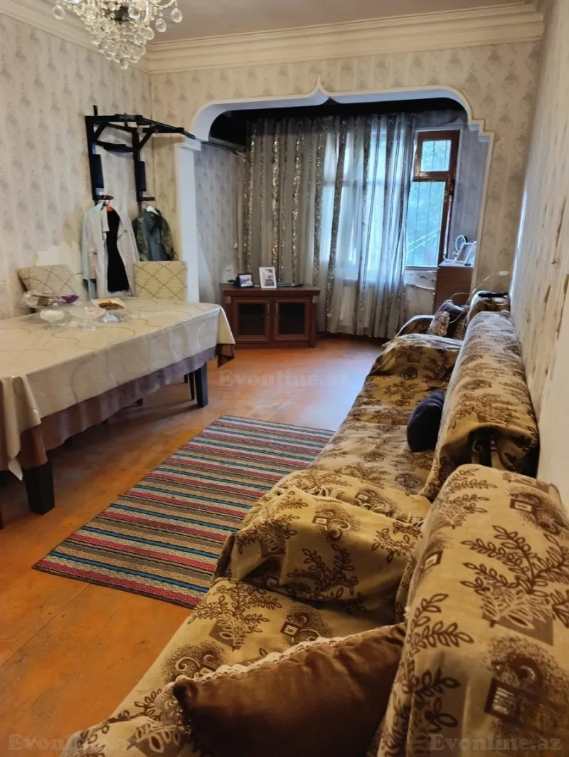 2 otaqlı köhnə tikili mənzil satılır — 4-cü mikrorayon, Bakı - şəkil 3
