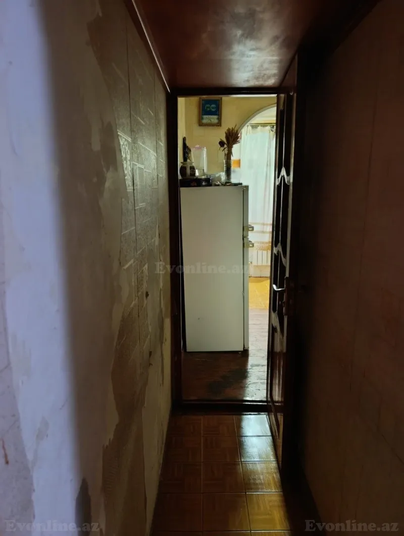 2 otaqlı köhnə tikili mənzil satılır — 4-cü mikrorayon, Bakı - şəkil 10