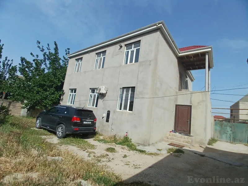 7 otaqlı Həyət evi 300 m² Ramana Satılır