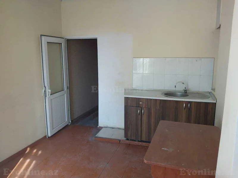 2 otaqlı köhnə tikili mənzil satılır — 8-ci mikrorayon, Bakı - şəkil 6