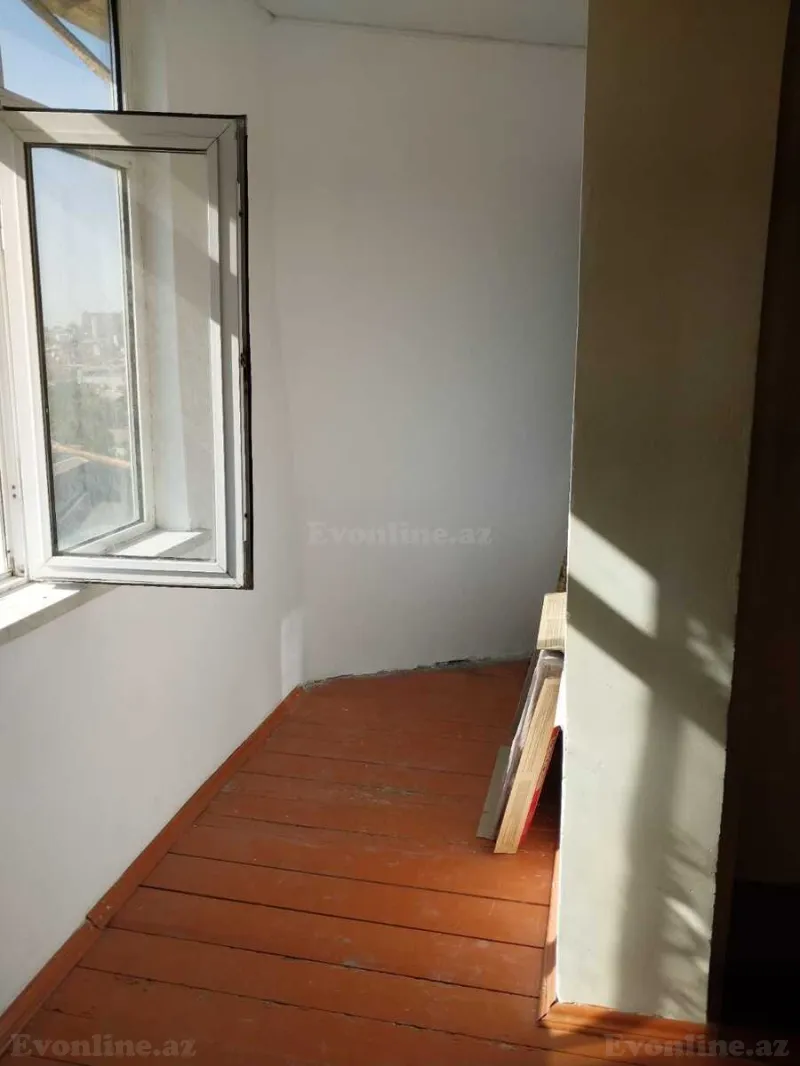 2 otaqlı köhnə tikili mənzil satılır — 8-ci mikrorayon, Bakı - şəkil 9