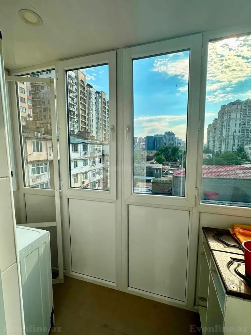 3 otaqlı köhnə tikili mənzil satılır — 28 May m., Bakı - şəkil 18
