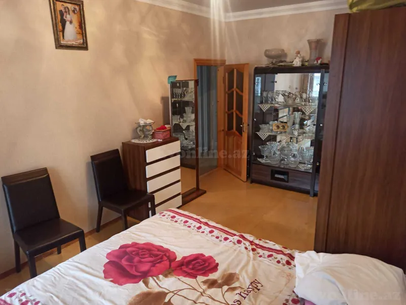 3 otaqlı Mənzil 72 m² Xətai r. Satılır