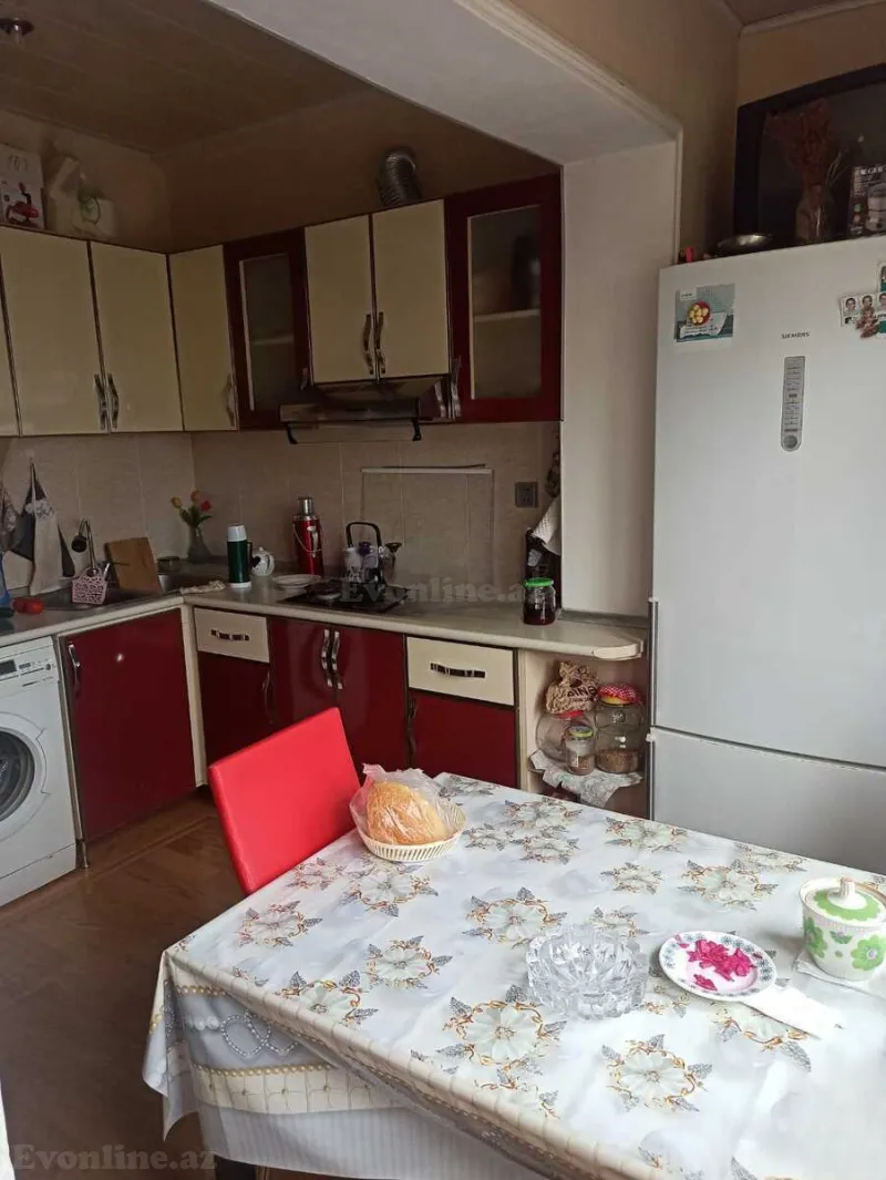 3 otaqlı köhnə tikili mənzil satılır — Xətai r., Bakı - şəkil 12