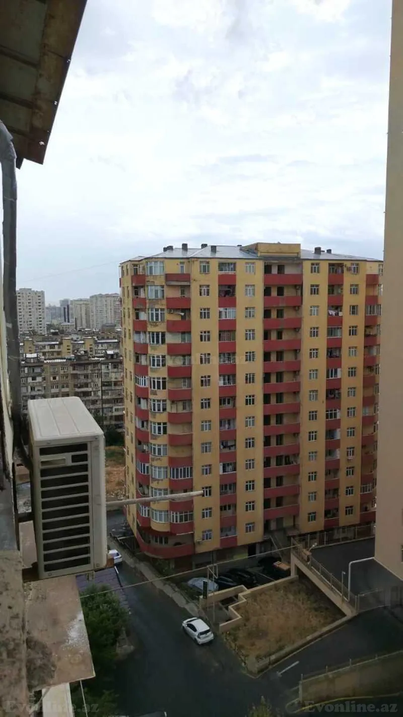 4 otaqlı köhnə tikili mənzil satılır — Yasamal r., Bakı - şəkil 9