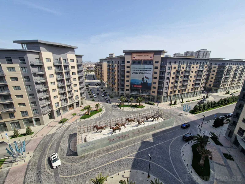 4 otaqlı Mənzil 214 m² Ağ şəhər Satılır