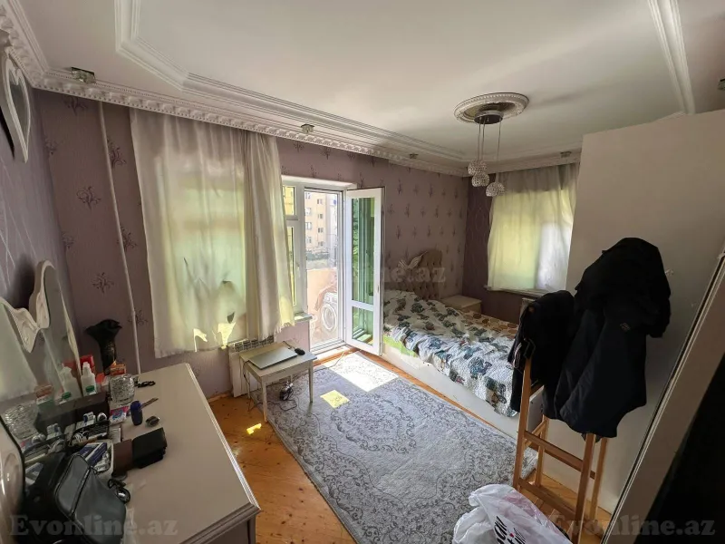 4 otaqlı köhnə tikili mənzil satılır — Xalqlar Dostluğu m., Bakı - şəkil 2
