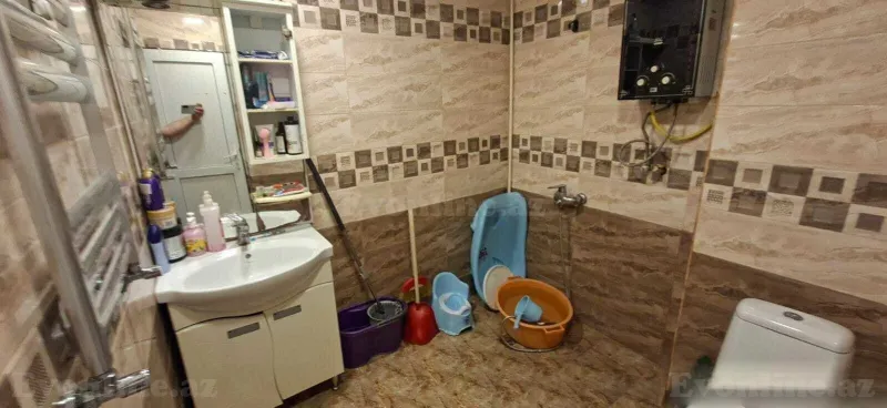 2 otaqlı köhnə tikili mənzil satılır — Xalqlar Dostluğu m., Bakı - şəkil 8