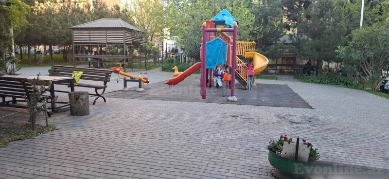 2 otaqlı köhnə tikili mənzil satılır — Xalqlar Dostluğu m., Bakı - şəkil 10