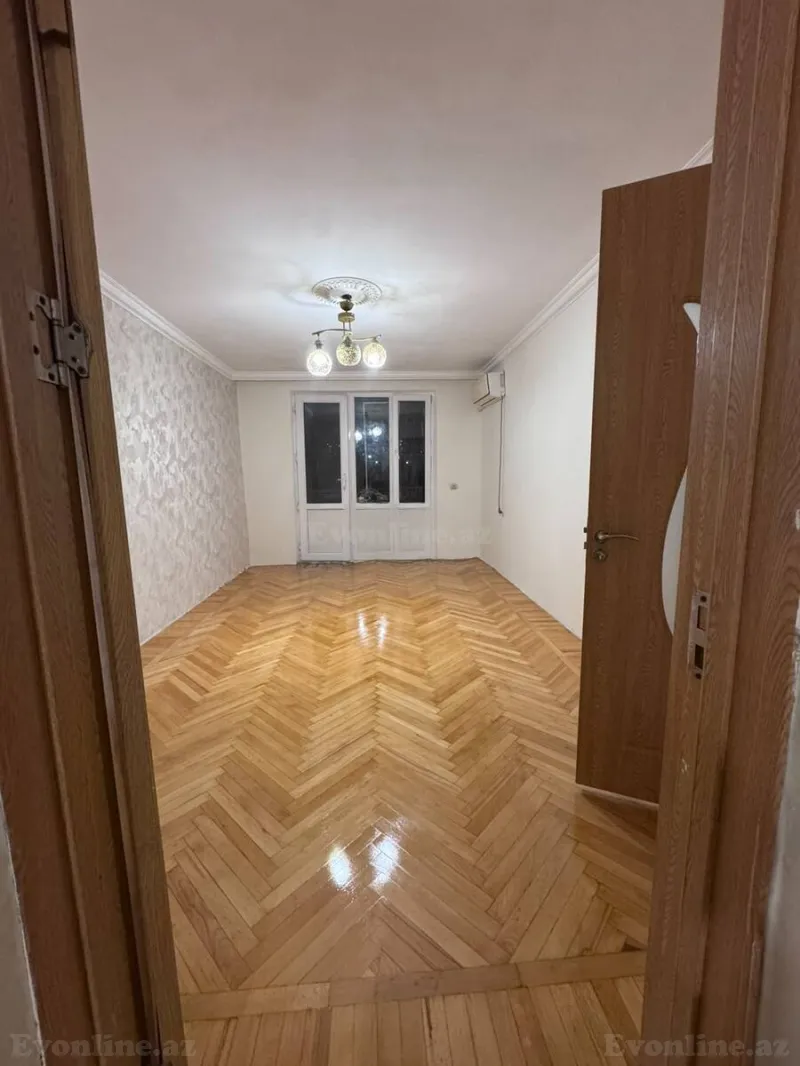 2 otaqlı köhnə tikili mənzil satılır — Yasamal, Bakı - şəkil 7
