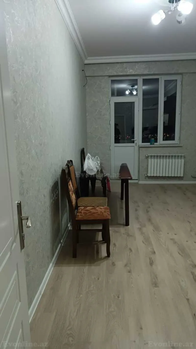 1 otaqlı Mənzil 60 m² Saray Kirayə verilir