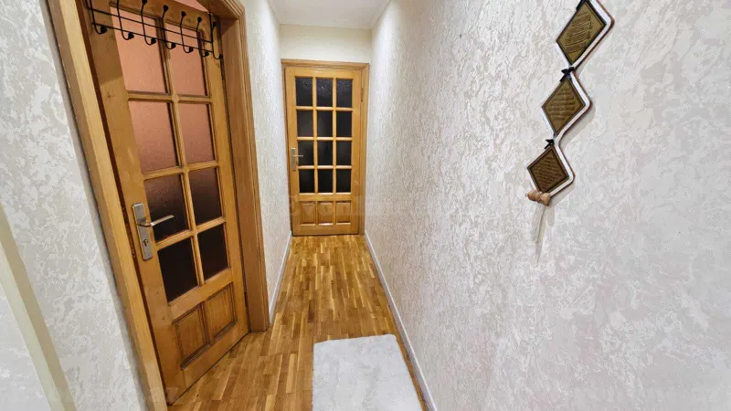 2 otaqlı köhnə tikili mənzil satılır — Elmlər Akademiyası m., Bakı - şəkil 4