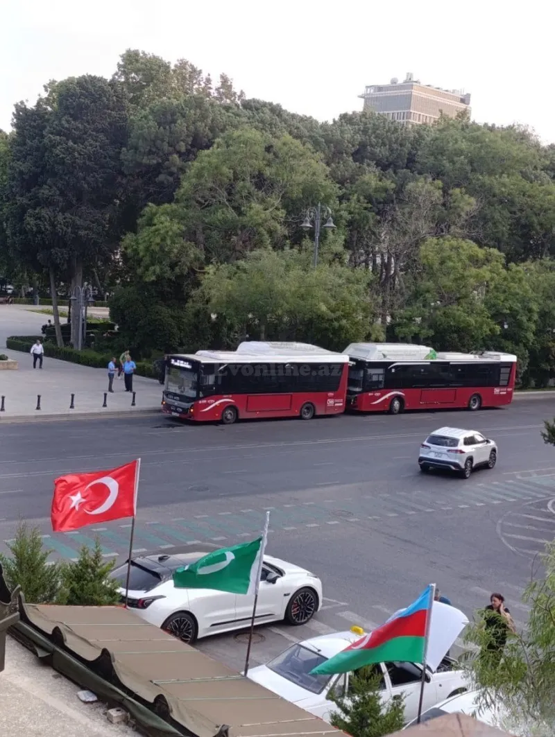 1 otaqlı Mənzil 36 m² 28 May m. Satılır