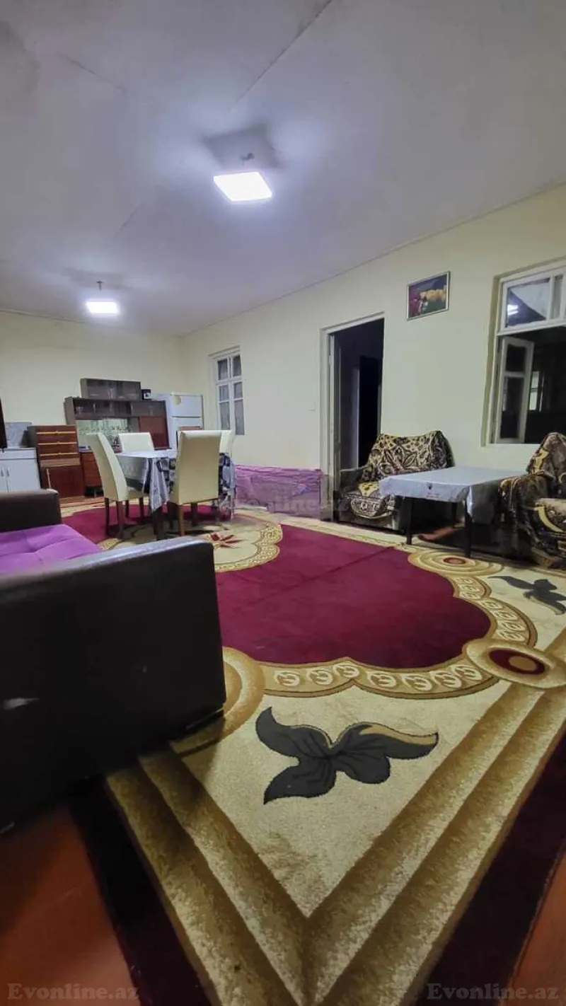 2 otaqlı həyət evi kirayə verilir — İnşaatçılar m., Bakı