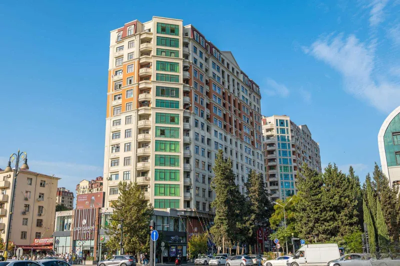 4 otaqlı Mənzil 155 m² Nəriman Nərimanov m. Kirayə verilir