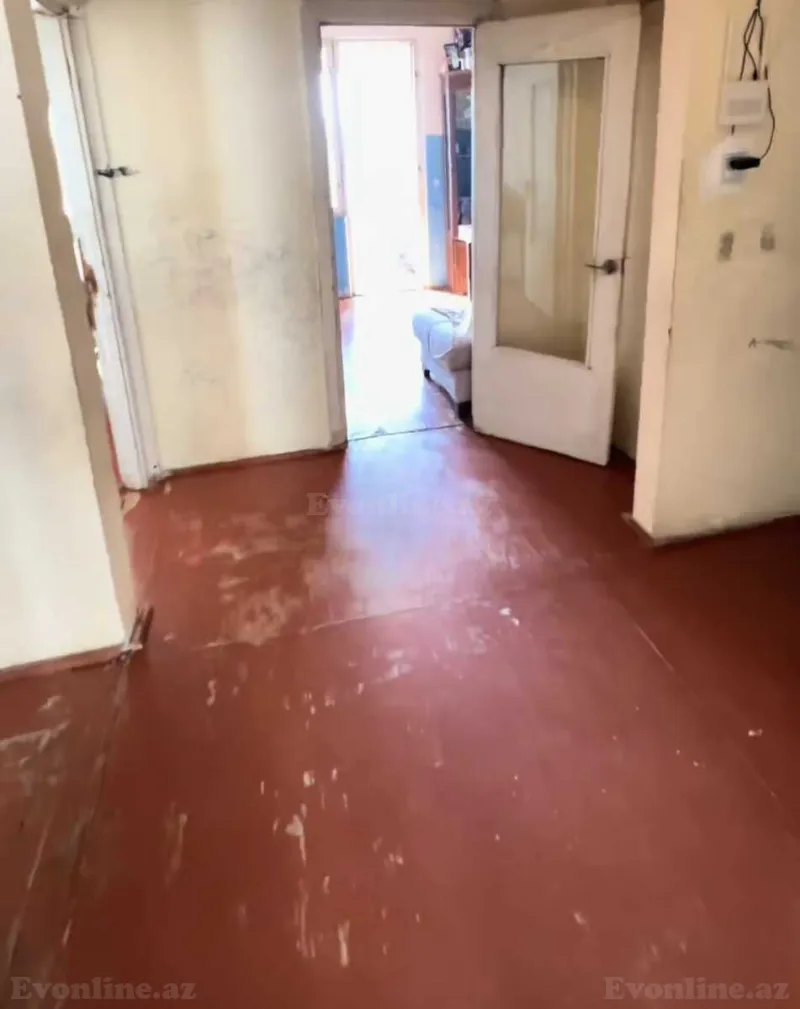 3 otaqlı köhnə tikili mənzil satılır — Yeni Günəşli, Bakı - şəkil 4