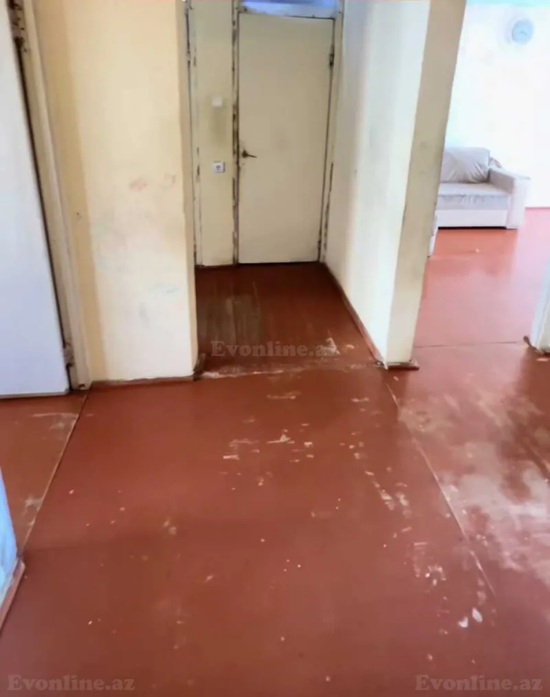 3 otaqlı köhnə tikili mənzil satılır — Yeni Günəşli, Bakı - şəkil 7