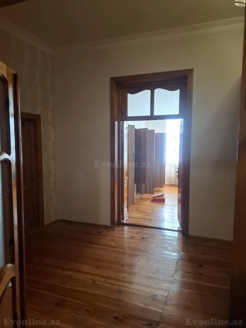 3 otaqlı həyət evi kirayə verilir — Gəncə - şəkil 8