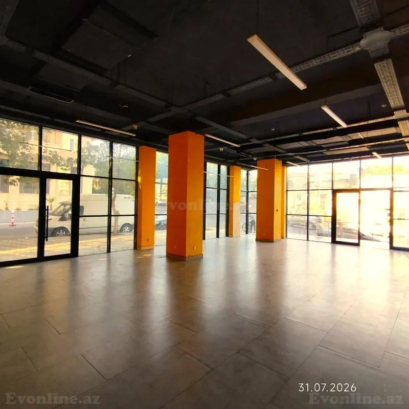 Obyekt 260 m² 28 May m. Kirayə verilir