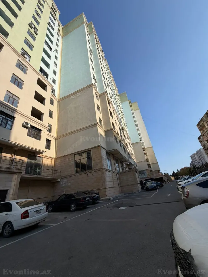 3 otaqlı Mənzil 120 m² Yeni Günəşli Satılır