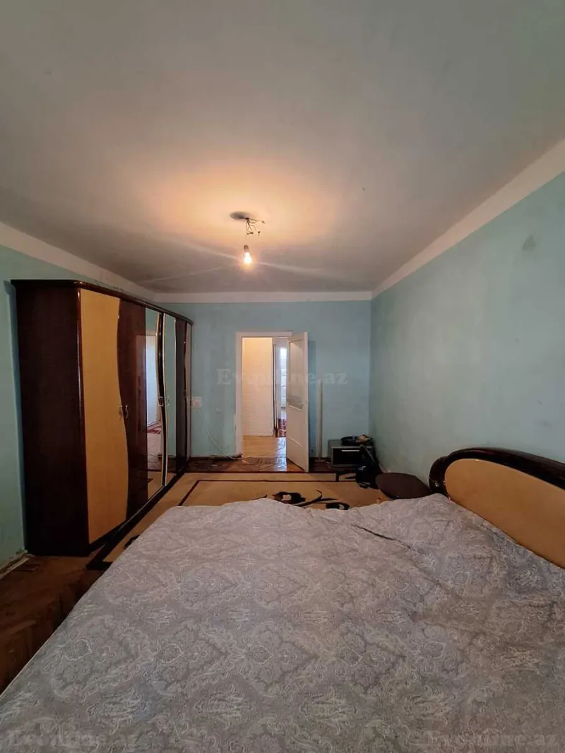 3 otaqlı Mənzil 80 m² Xətai r. Satılır