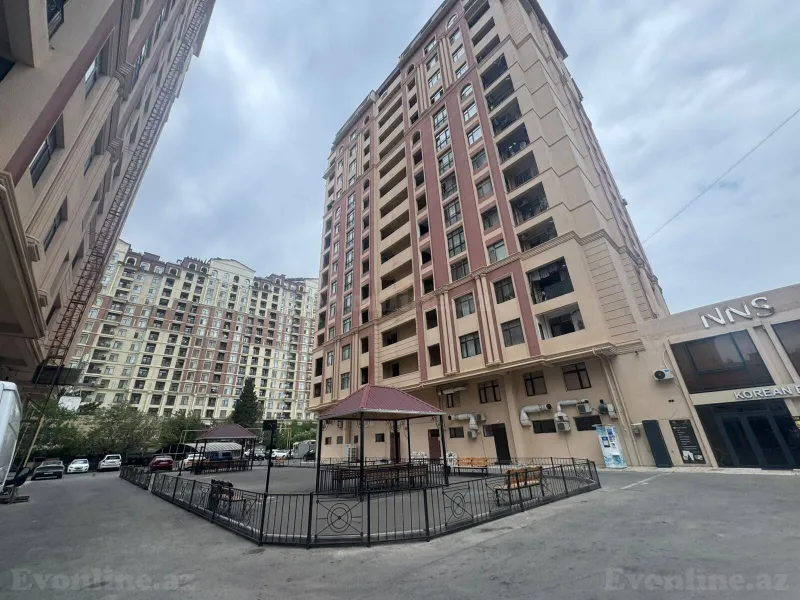 2 otaqlı Mənzil 75 m² Bakmil m. Satılır