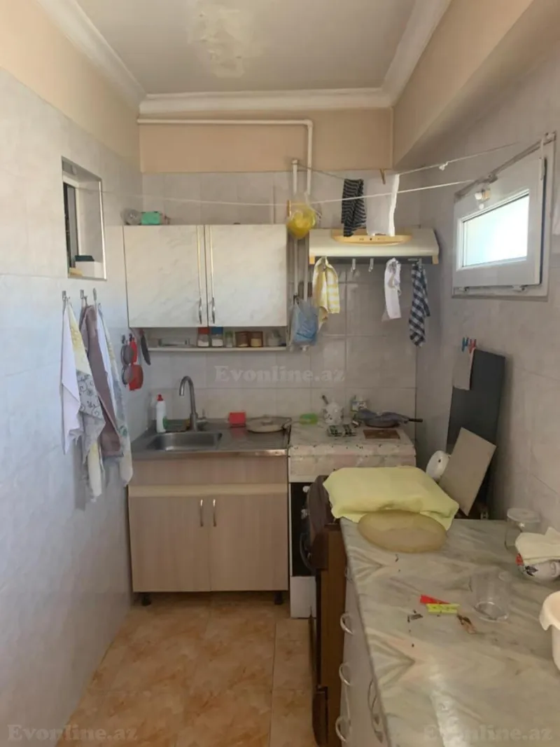 3 otaqlı köhnə tikili mənzil satılır — Koroğlu m., Bakı - şəkil 7