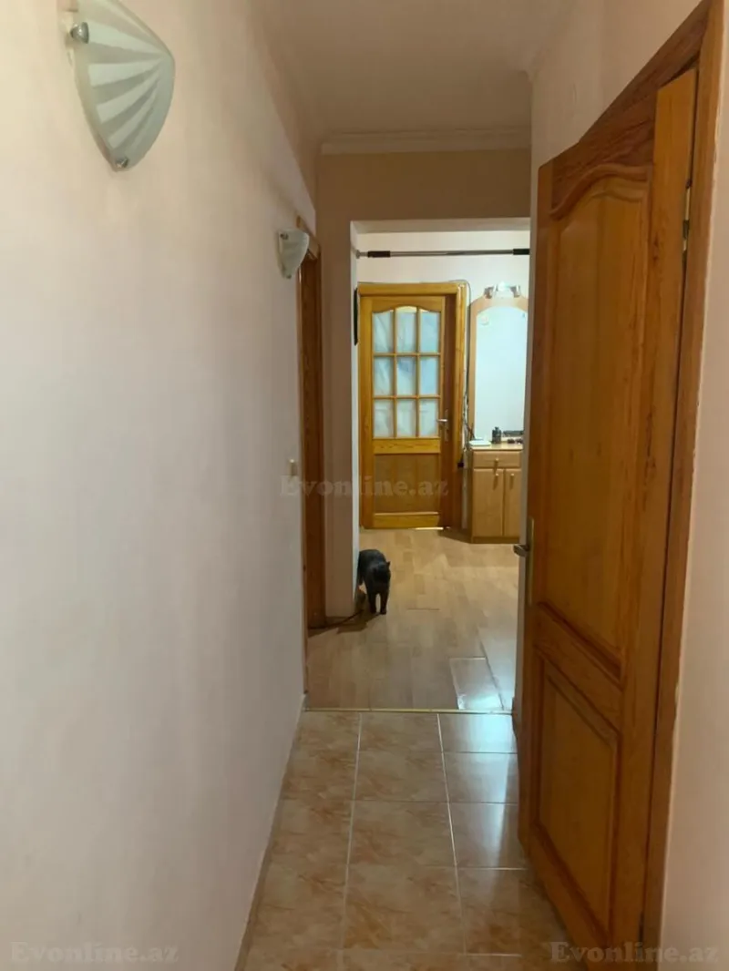3 otaqlı köhnə tikili mənzil satılır — Koroğlu m., Bakı - şəkil 10